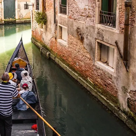 Fenice Charme Canal View