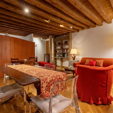 Fenice Charme Canal View