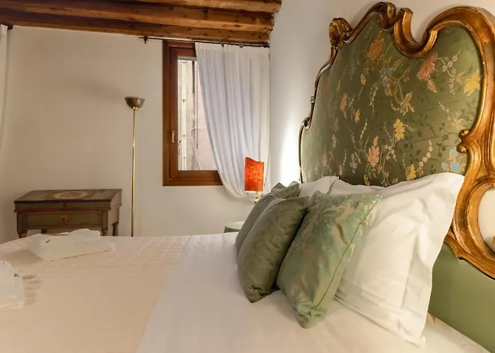 Fenice Charme Canal View